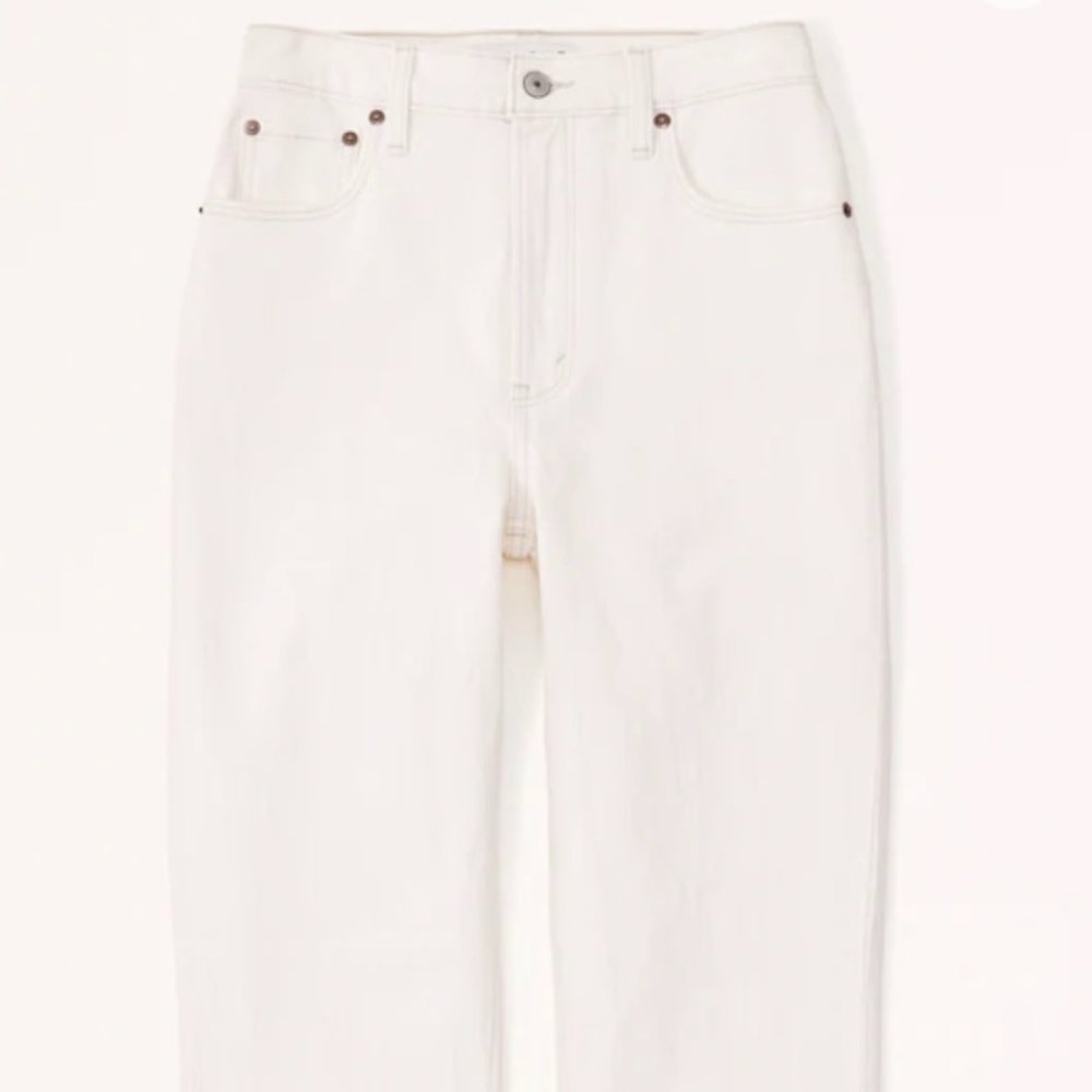 *NEVER WORN* Abercrombie 90's Straight Ultra Highrise jeans, Curve Love